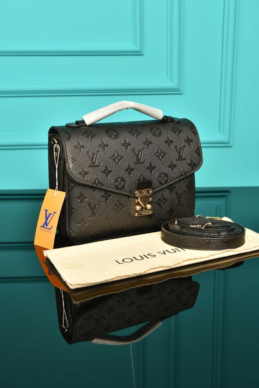 LOUIS VUITTON - Pochette Metis (4 Renk)