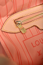 LOUIS VUITTON -  Neverfull PM (5 Renk)