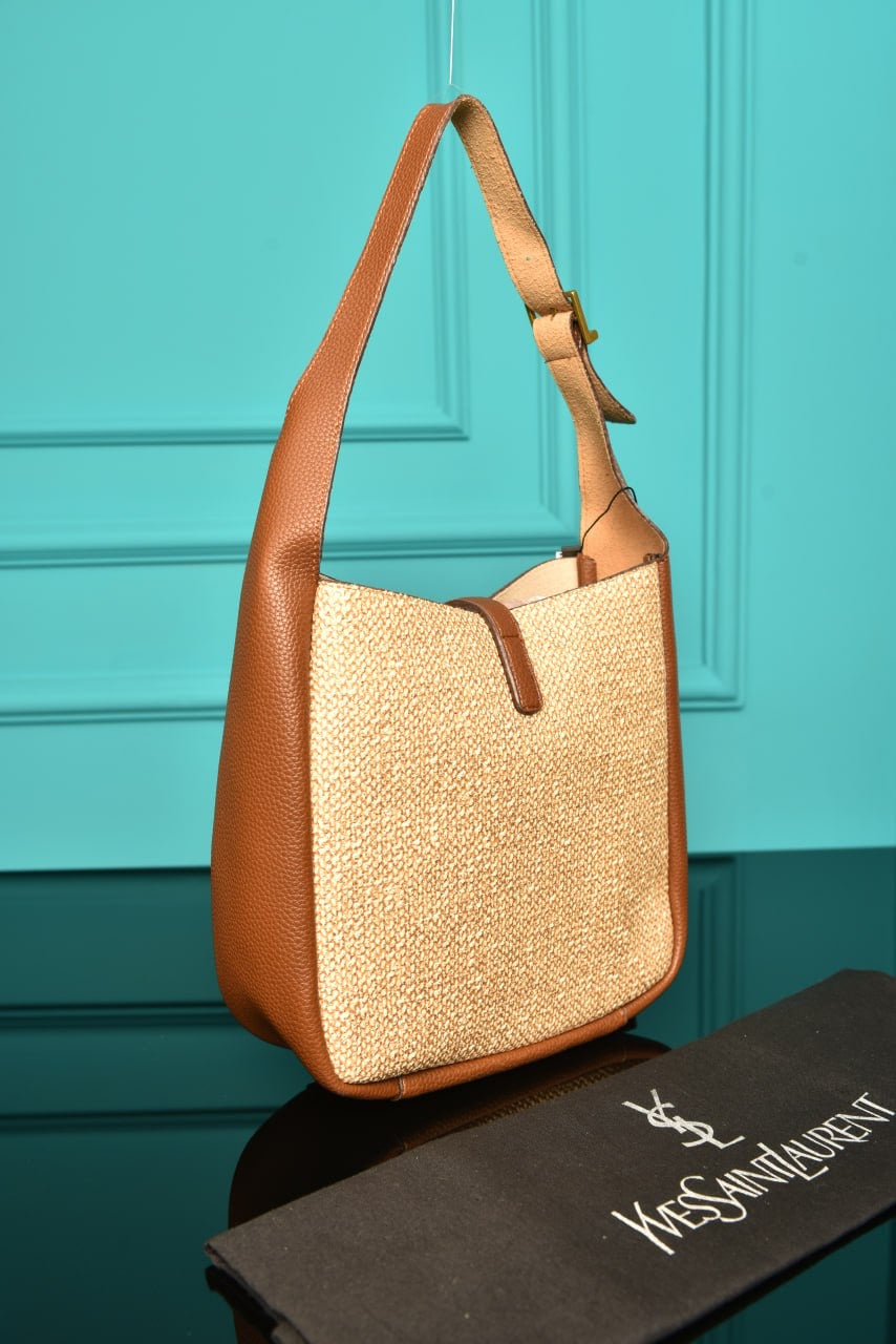 YVES SAINT LAURENT - Le 5 A 7 Small Hobo Bag in Raffia and Leather (5 Renk)
