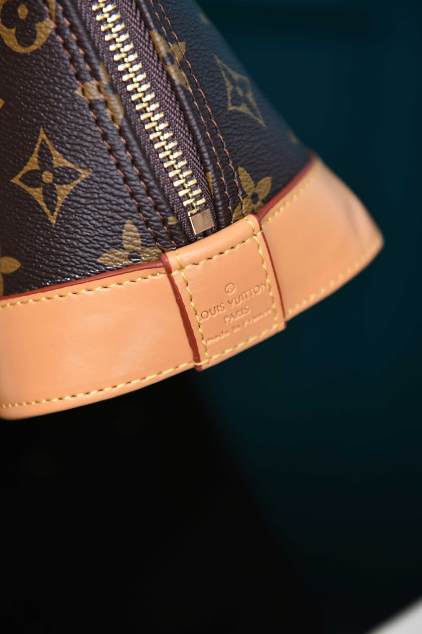 LOUIS VUITTON - Alma BB Bag in Suede (6 Renk)