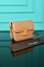 CELINE - Classique Triomphe Bag in Shiny (7 Renk)