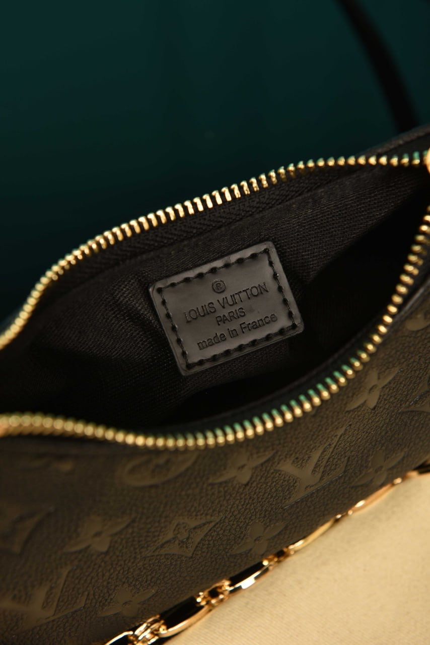 LOUIS VUITTON - Catchy PM