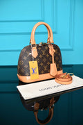 LOUIS VUITTON - Alma BB Bag in Suede (6 Renk)