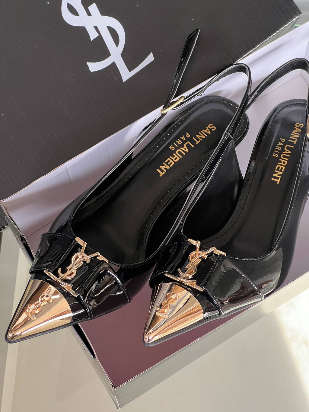 Ysl  YVES SAINT LAURENT