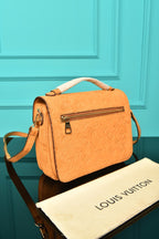LOUIS VUITTON - Pochette Metis (2 Renk)