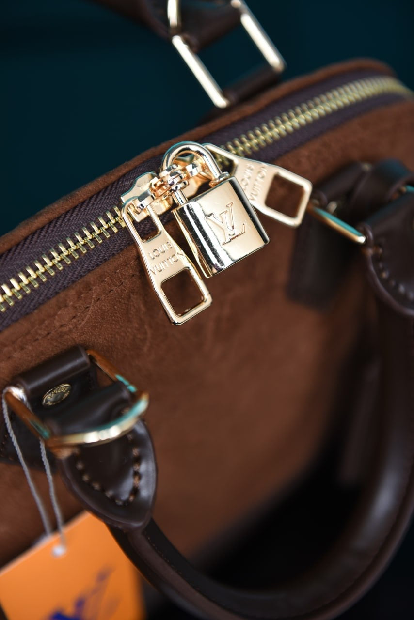 LOUIS VUITTON - Alma BB Bag in Suede (3 Renk)