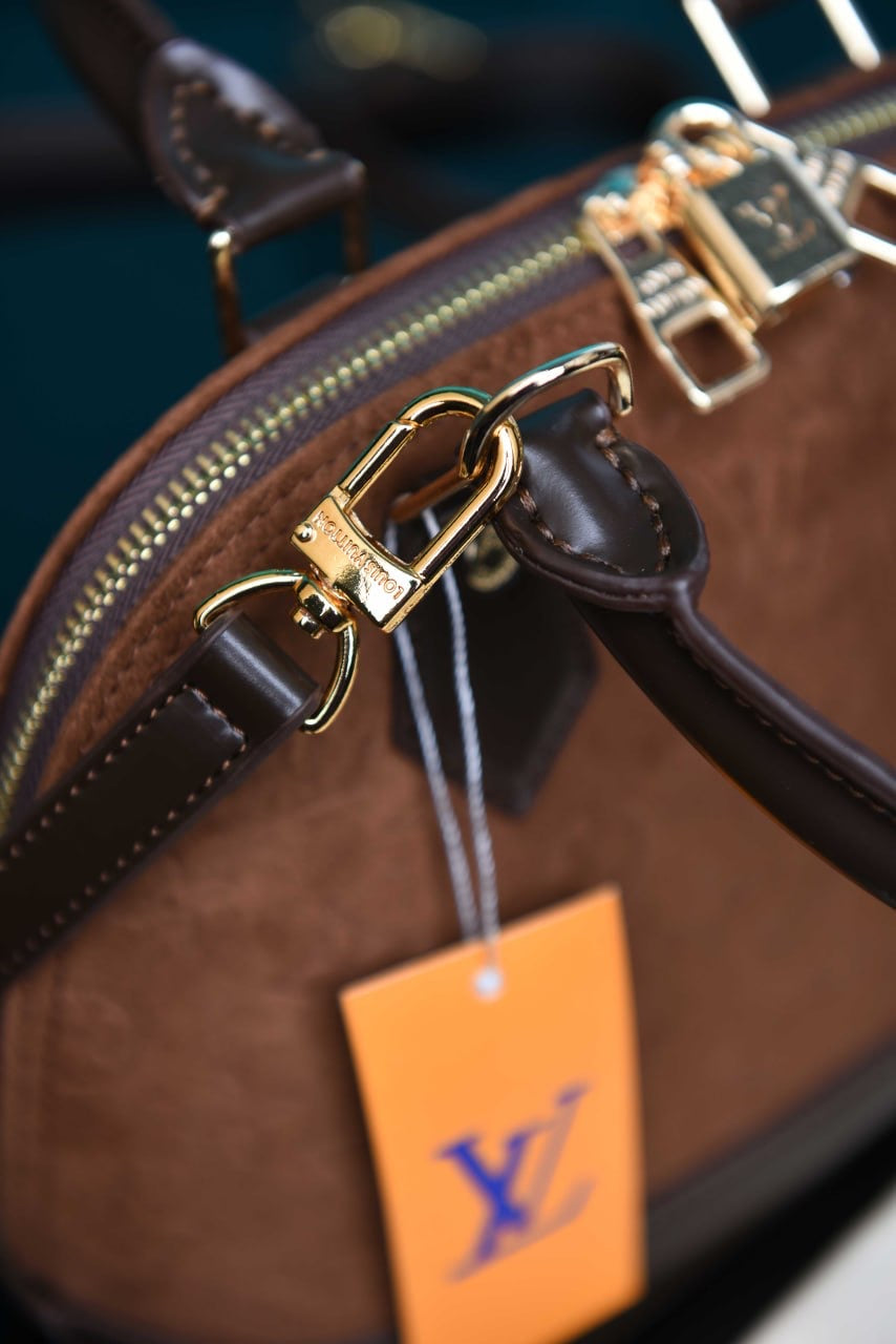 LOUIS VUITTON - Alma BB Bag in Suede (3 Renk)