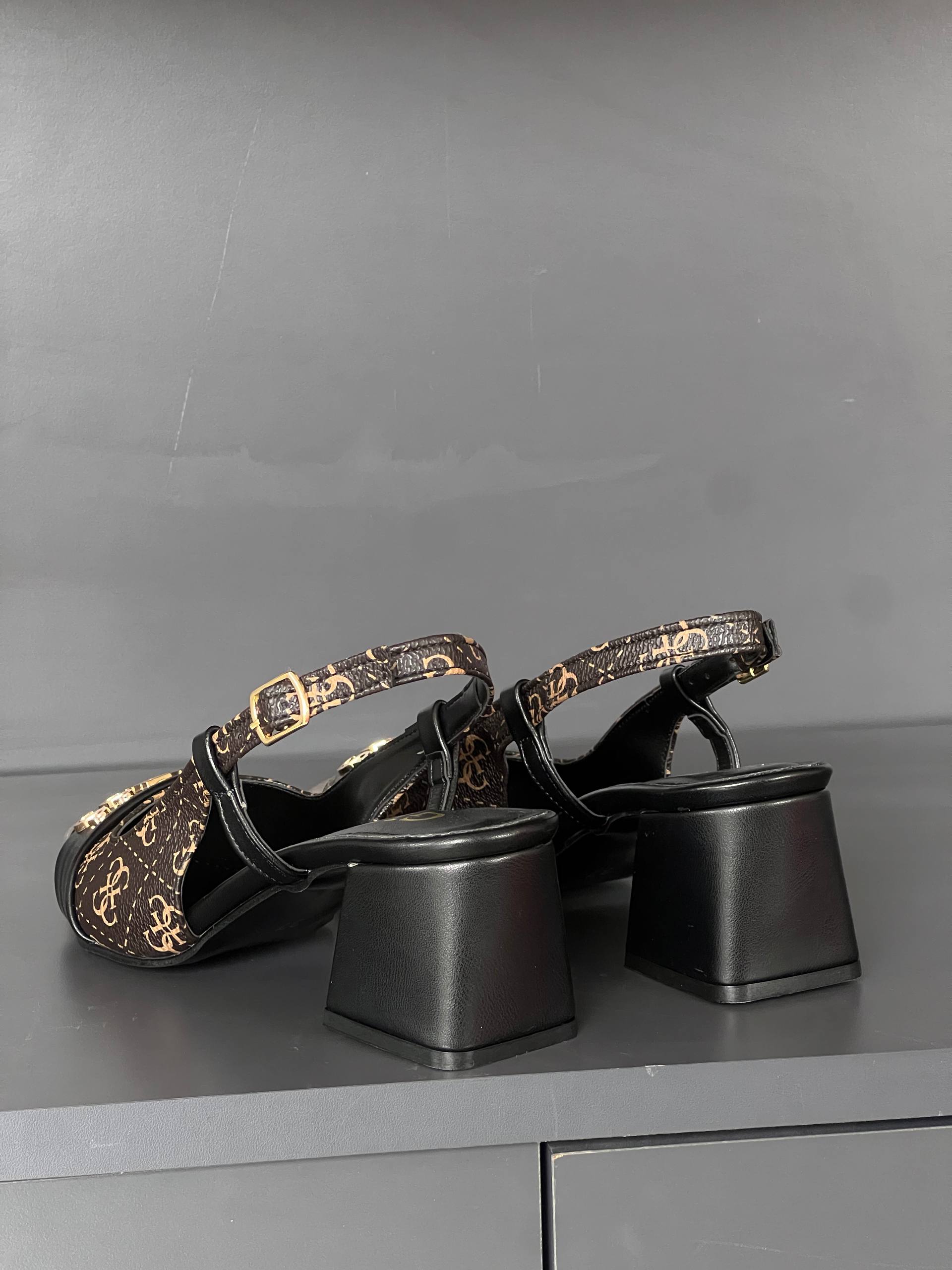 GUESS Heels