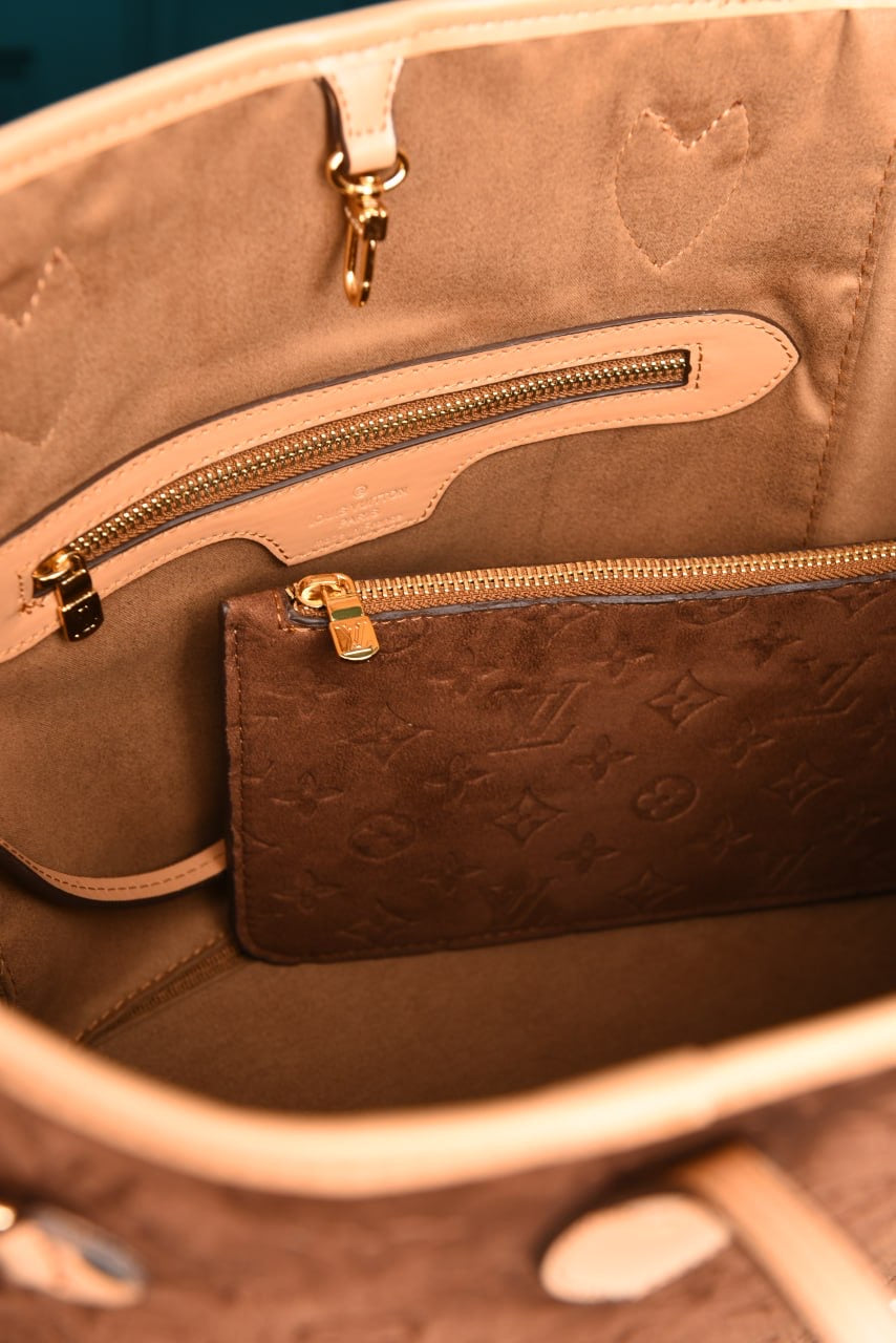LOUIS VUITTON - Neverfull Empreinte MM in Suede (2 Renk)