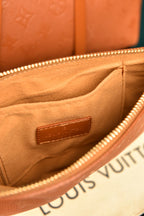 LOUIS VUITTON - Carryall PM (4 Renk)