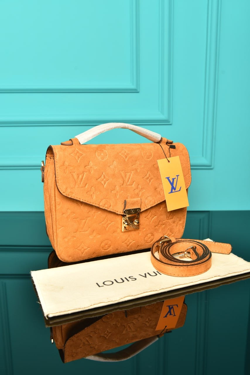 LOUIS VUITTON - Pochette Metis (2 Renk)
