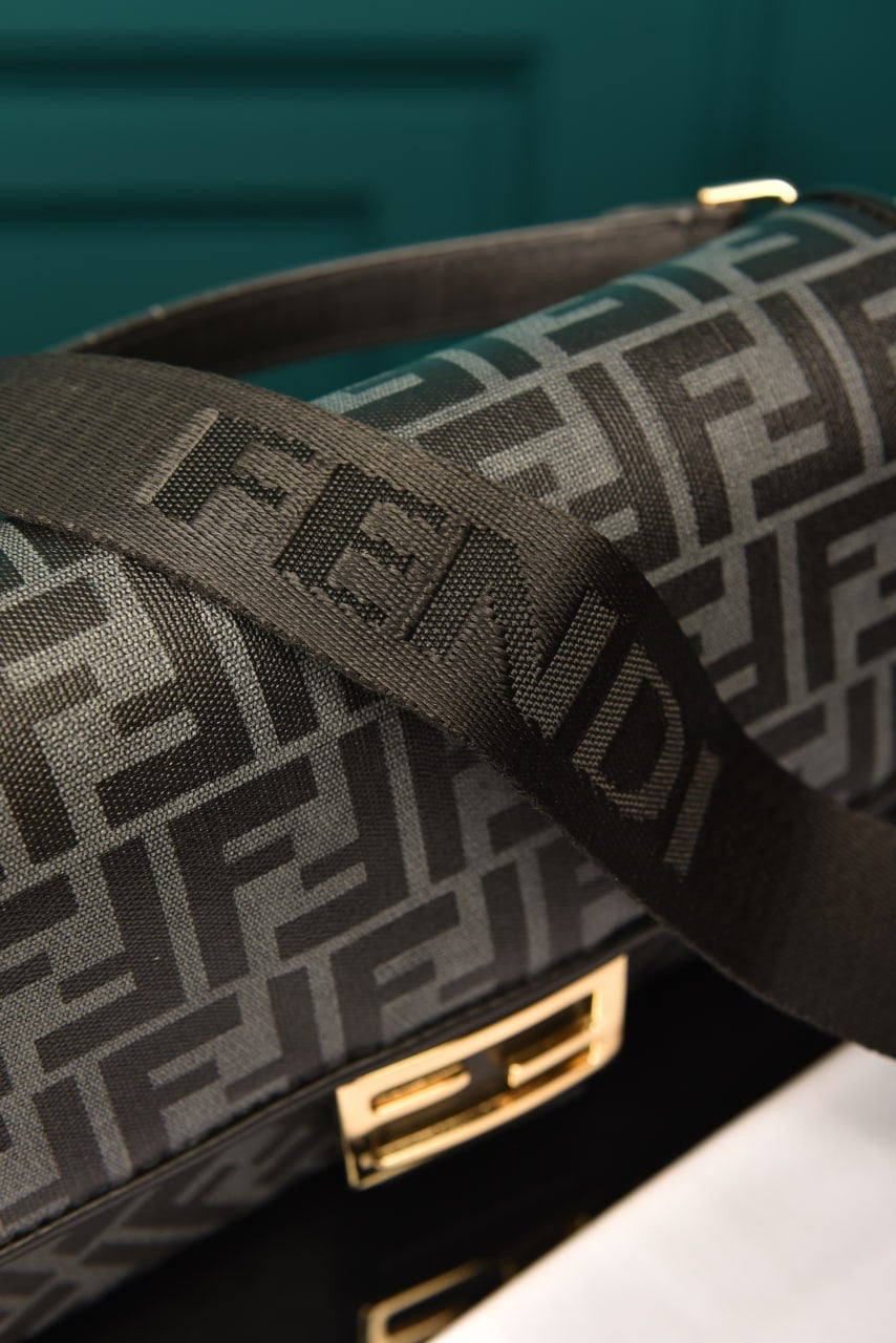FENDİ - Baguette bag (4 Renk)