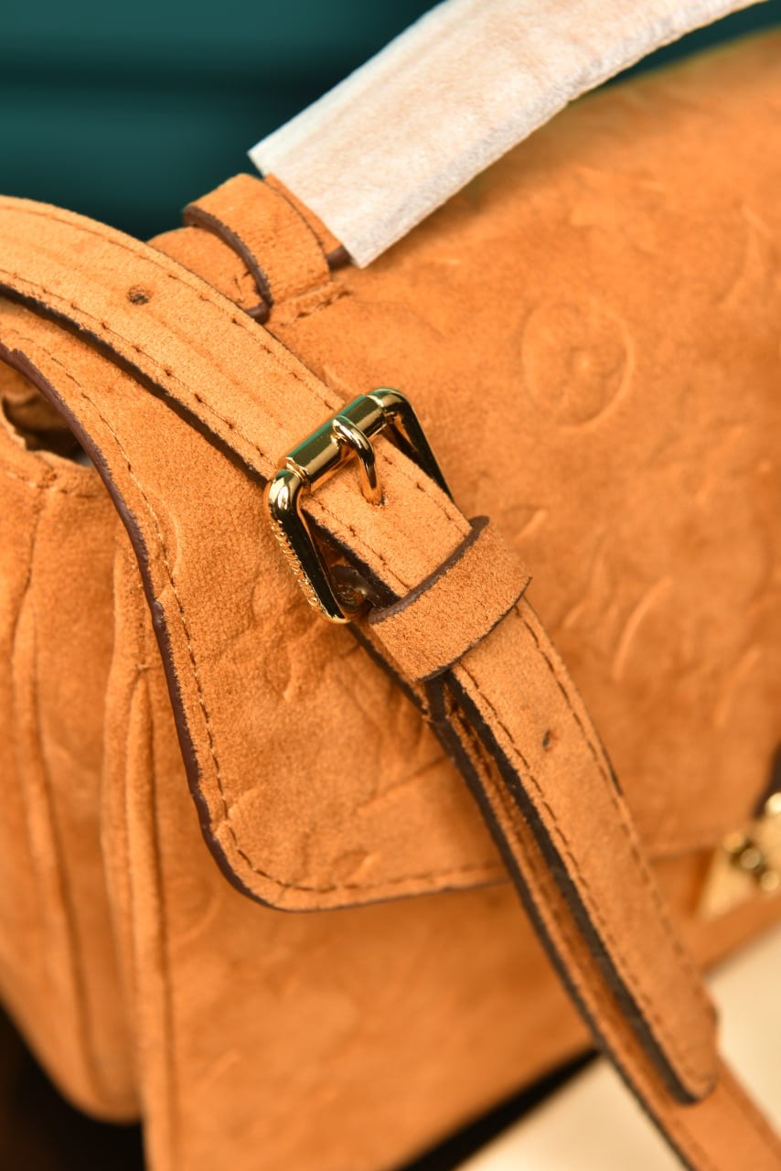 LOUIS VUITTON - Pochette Metis (2 Renk)