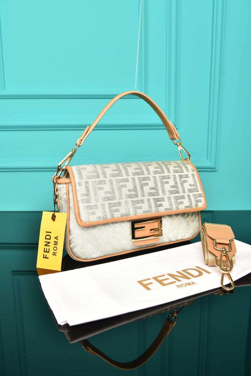 FENDİ - Baguette bag (4 Renk)