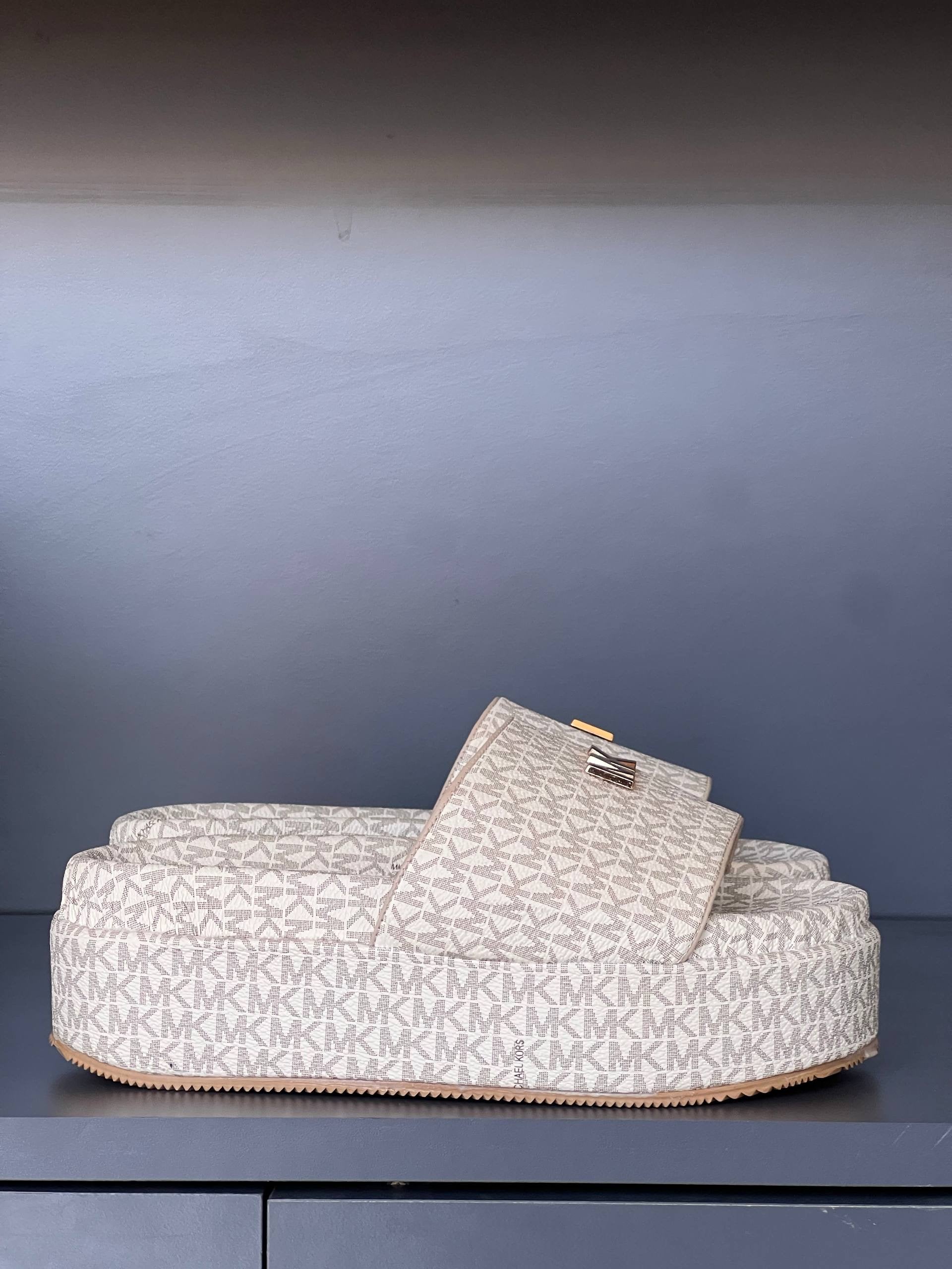 Michael Kors Slippers