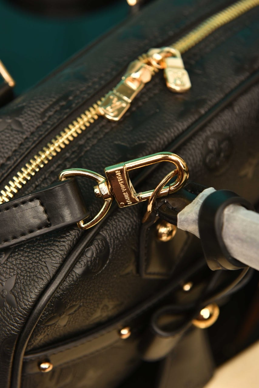 LOUIS VUITTON - Handbag East-West