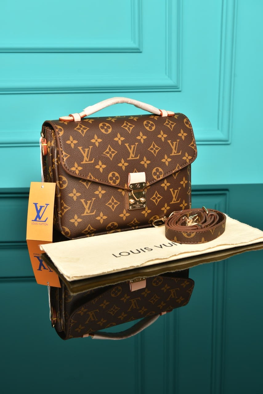 LOUIS VUITTON - Pochette Metis (5 Renk)