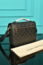 LOUIS VUITTON - Pochette Metis (4 Renk)