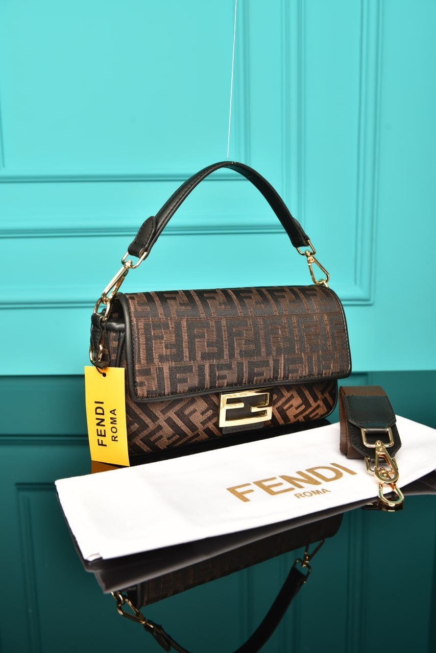 FENDİ - Baguette bag (4 Renk)