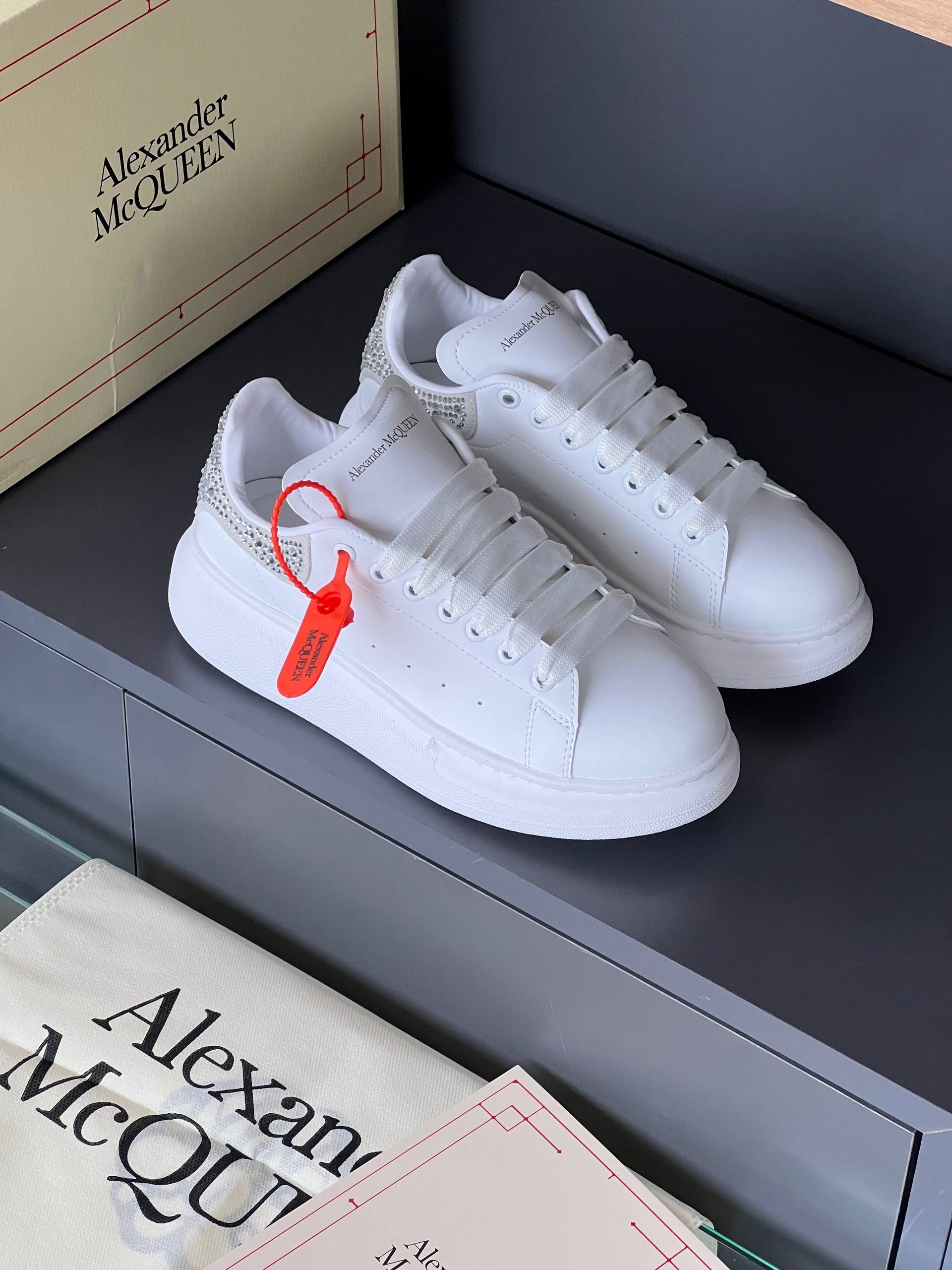 Alexander Mcqueen