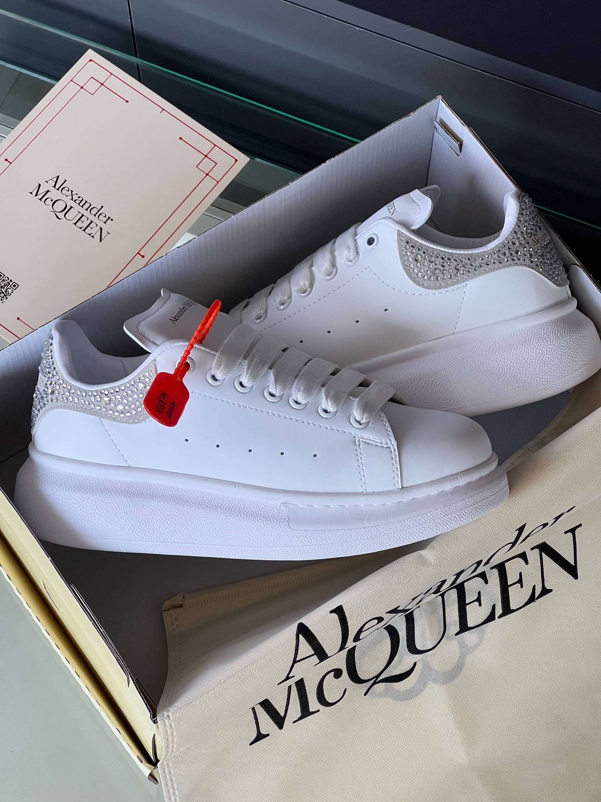 Alexander Mcqueen